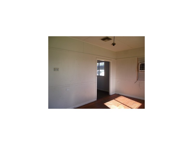 4 Bingara Street, Moree NSW 2400