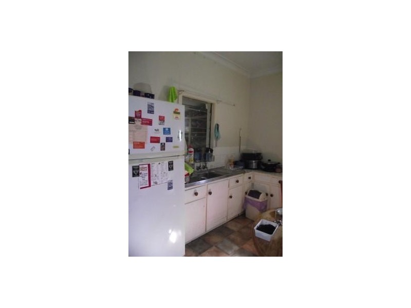 11 Oak Street, Moree NSW 2400