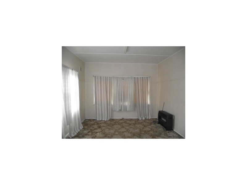 73 Dover Street, Moree NSW 2400