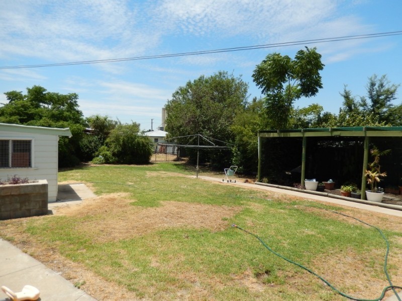 60 Dover Street, Moree NSW 2400