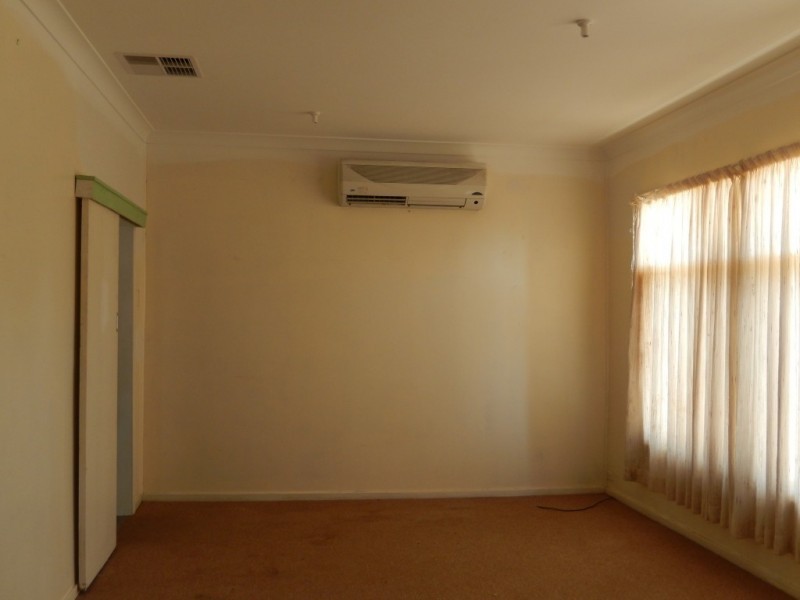 62 Dover Street, Moree NSW 2400