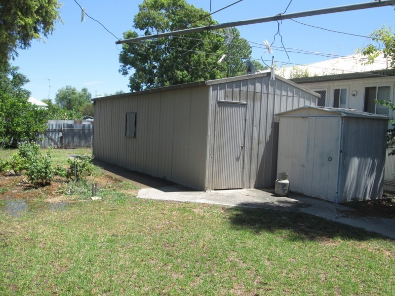 27 Oak, Moree NSW 2400