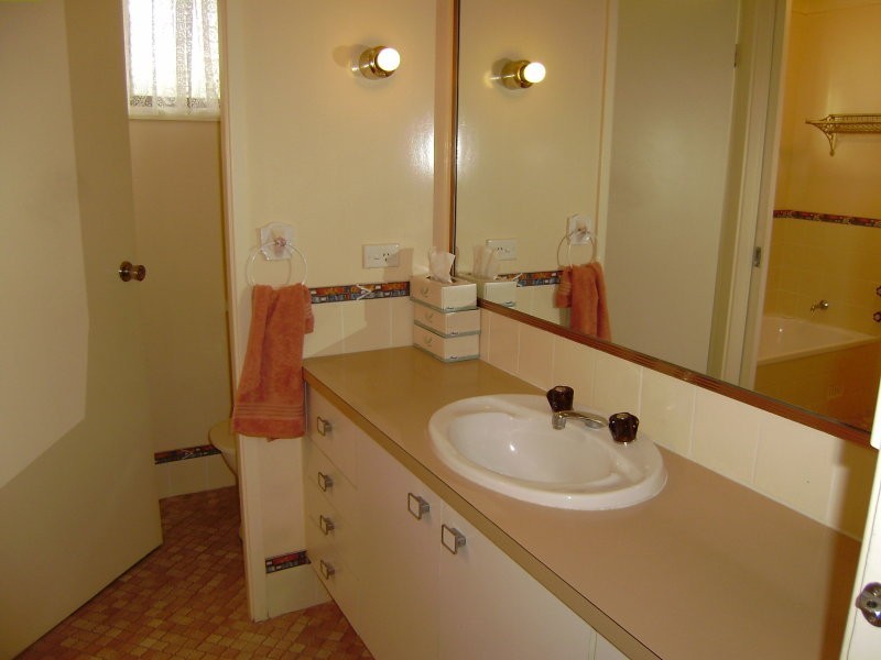 5 Arthur Street, Woodford NSW 2778