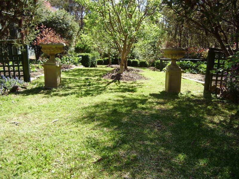 16 Albert Road, Bullaburra NSW 2784