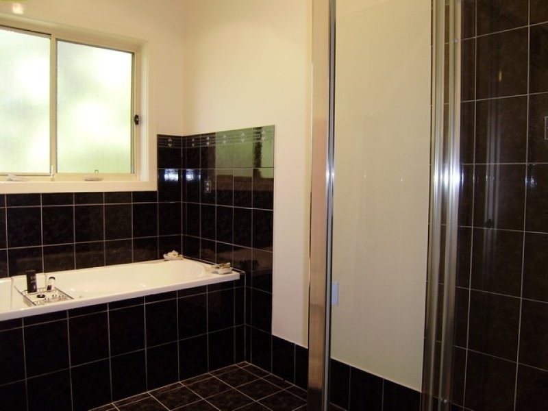 20 Albert Road, Bullaburra NSW 2784