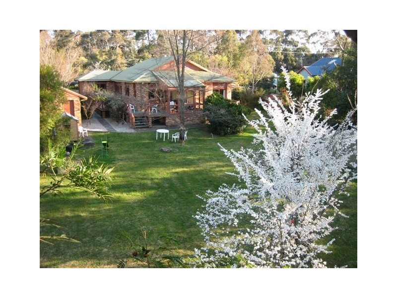 87 Sinclair Crescent, Wentworth Falls NSW 2782