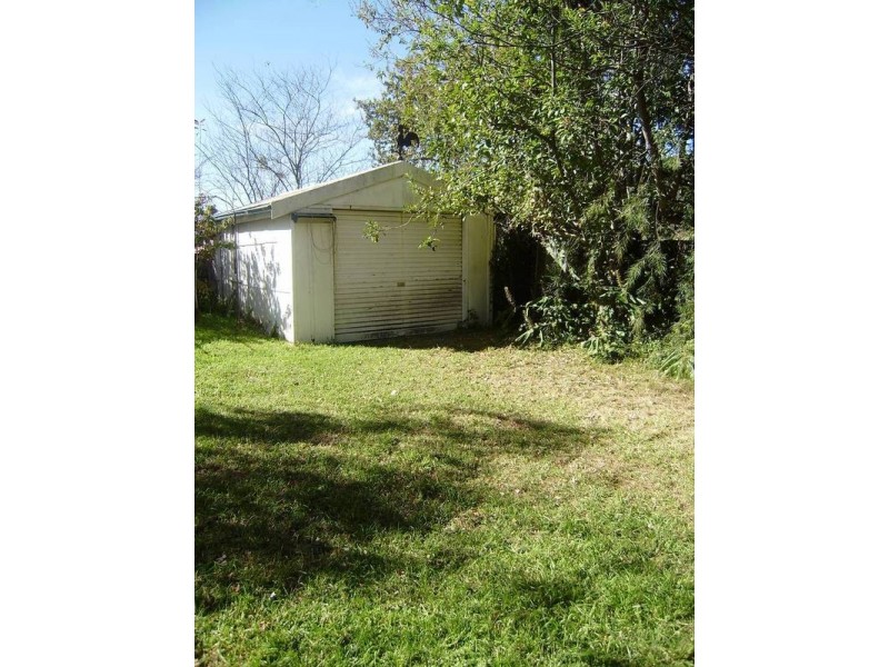 8 Addington Road, Hazelbrook NSW 2779