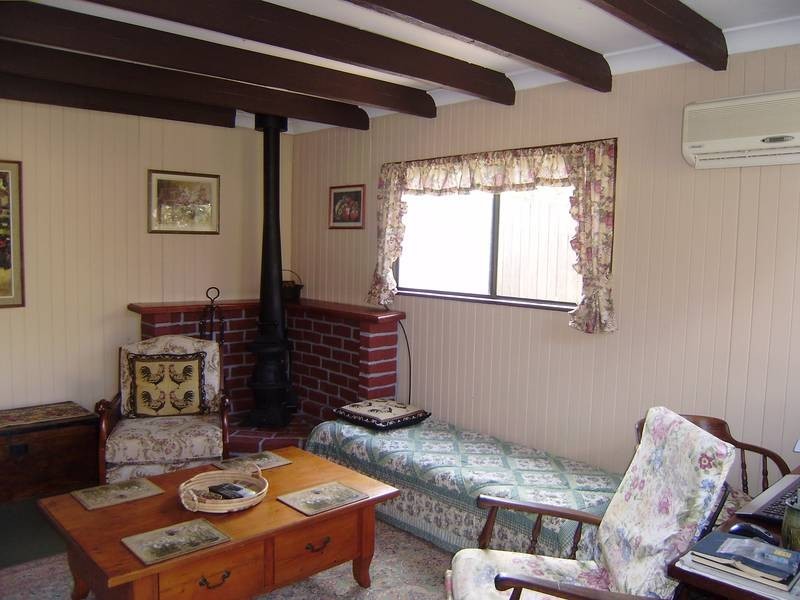 43 Kalinda Road, Bullaburra NSW 2784