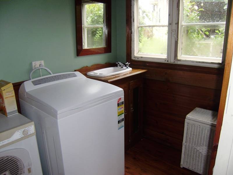 2 Queens Road, Lawson NSW 2783