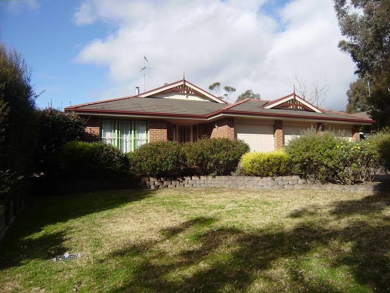 9 Queens View Road, Lawson NSW 2783