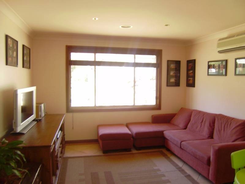 9 Queens View Road, Lawson NSW 2783