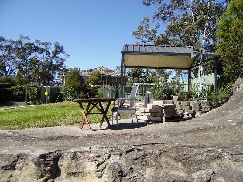 9 Queens View Road, Lawson NSW 2783