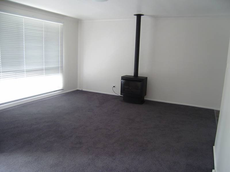 14 Hall Parade, Hazelbrook NSW 2779