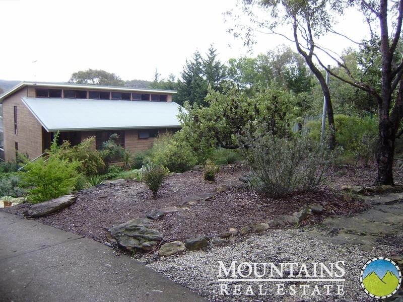 145 Valley Road, Hazelbrook NSW 2779