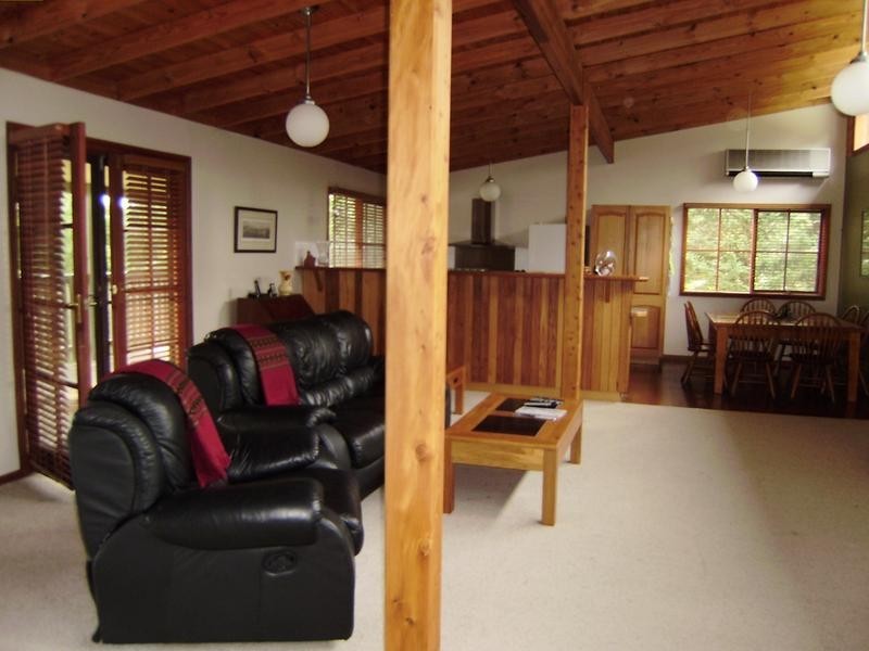 145 Valley Road, Hazelbrook NSW 2779