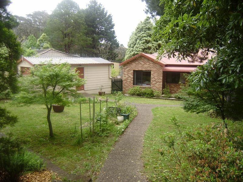 43 Hall Parade, Hazelbrook NSW 2779