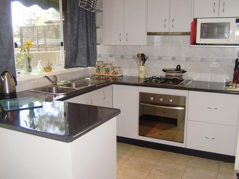 11 Cliff Avenue, Hazelbrook NSW 2779