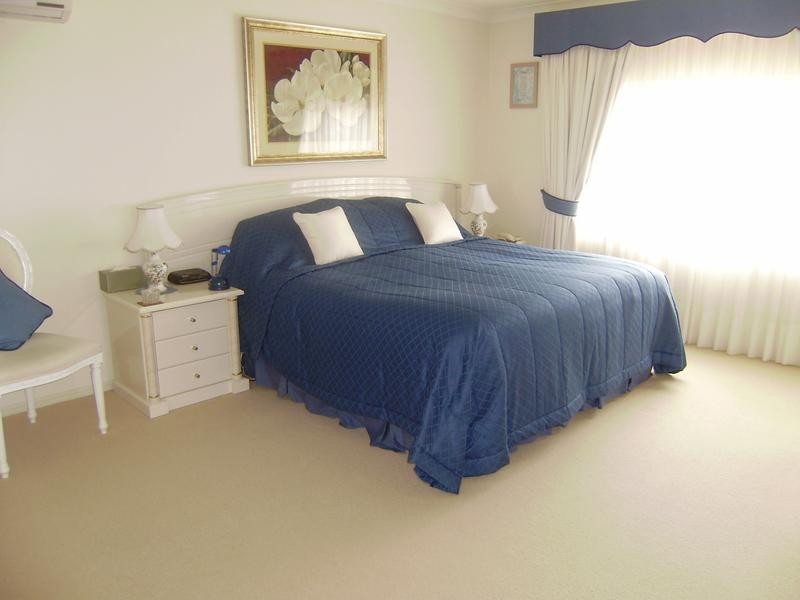 7 Spinebill Lane, Bullaburra NSW 2784