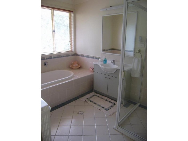 7 Spinebill Lane, Bullaburra NSW 2784