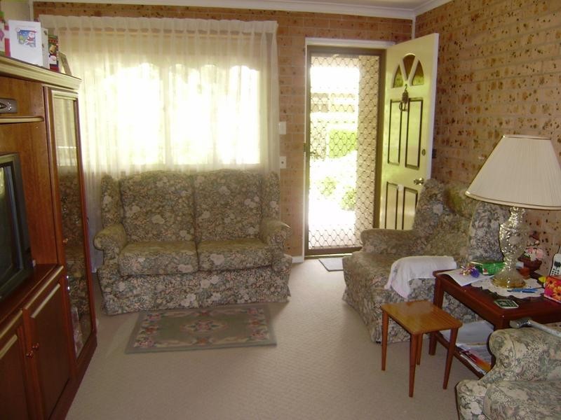 Unit 2/20-22 Honour Avenue, Lawson NSW 2783