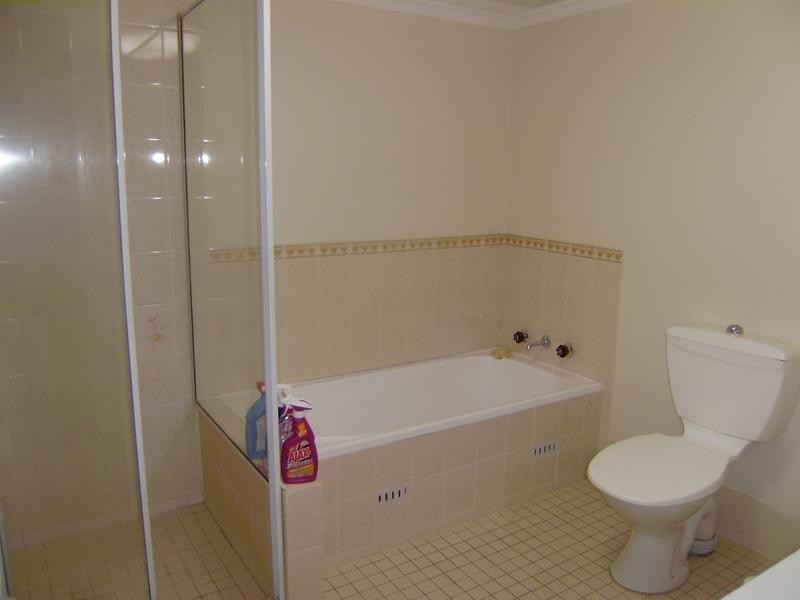 Unit 2/20-22 Honour Avenue, Lawson NSW 2783