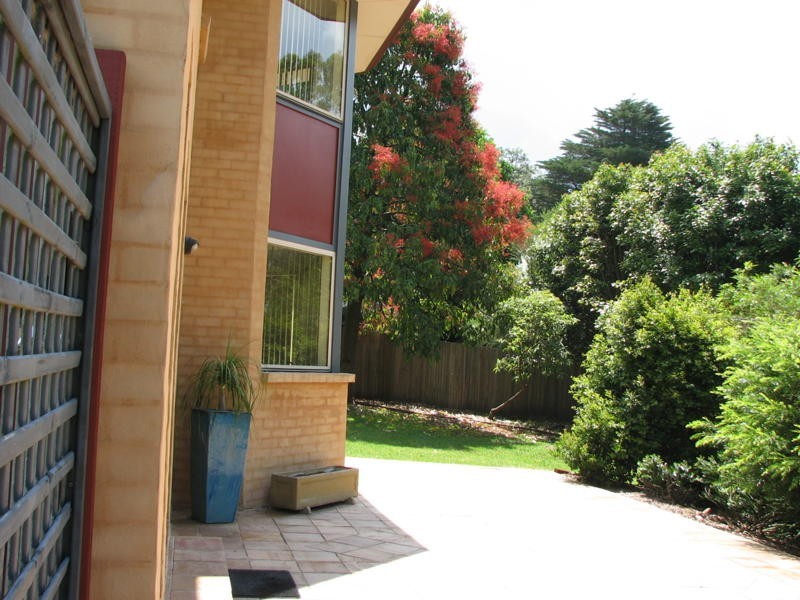 6 Forest Glen Road, Woodford NSW 2778