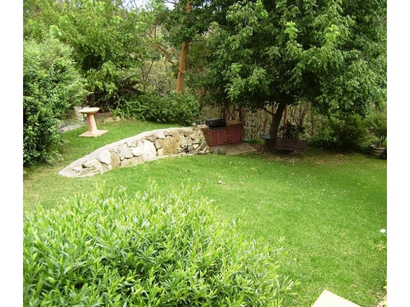 12 Careya Crescent, Woodford NSW 2778