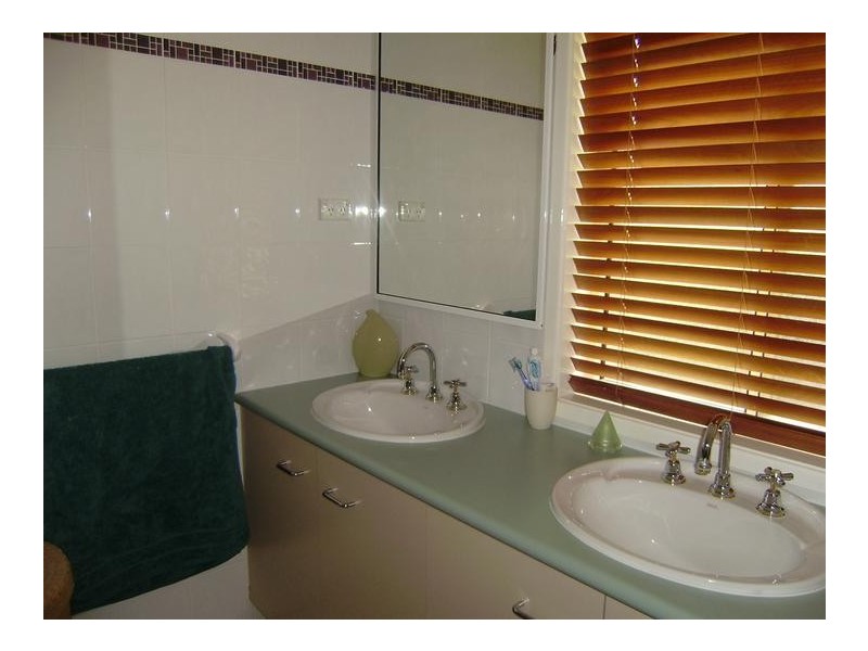 12 Careya Crescent, Woodford NSW 2778