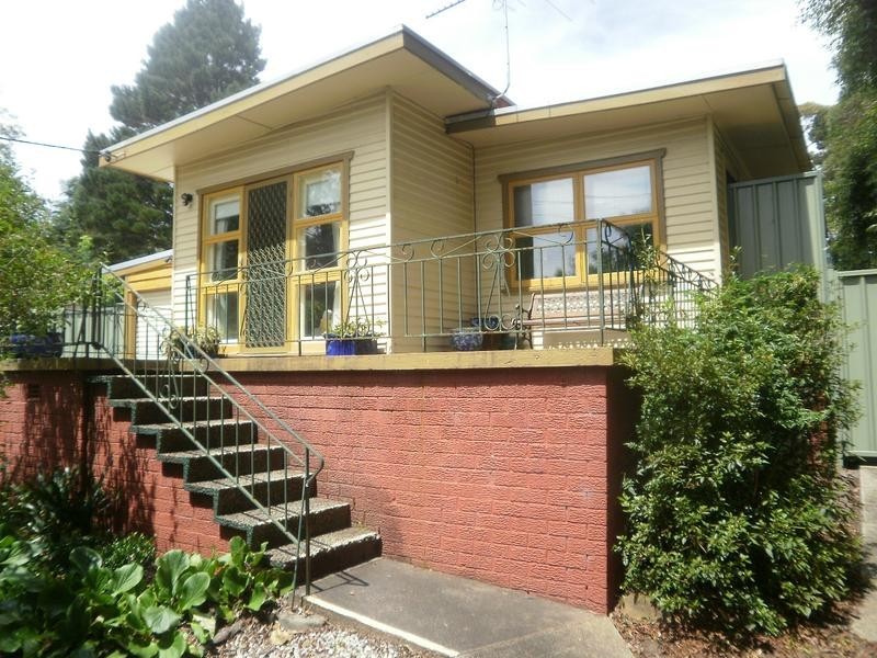 365 Great Western Highway, Bullaburra NSW 2784