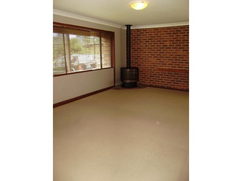 2 John Street, Lawson NSW 2783