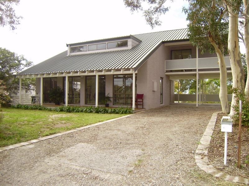 21 Ridge Street, Woodford NSW 2778