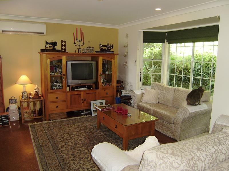 10 Careya Crescent, Woodford NSW 2778