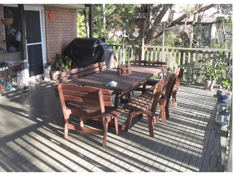 10 Careya Crescent, Woodford NSW 2778