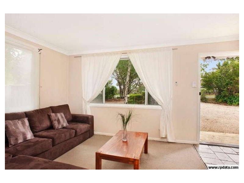 99 Henderson Road, Wentworth Falls NSW 2782