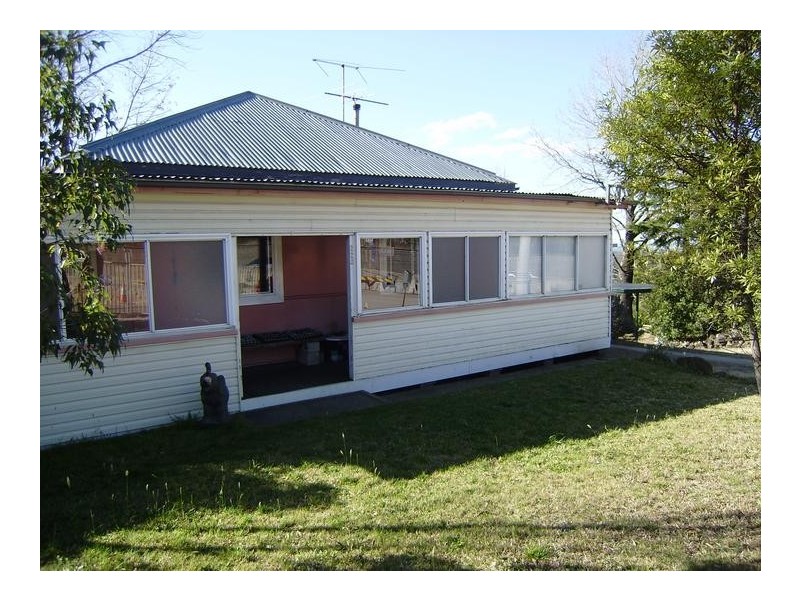 220 Great Western HWY, Hazelbrook NSW 2779