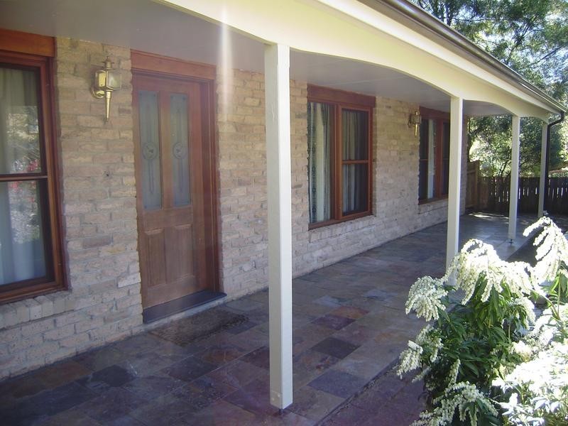 8 Claines, Wentworth Falls NSW 2782