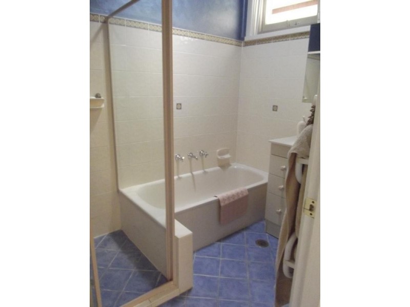 135 Valley Road, Hazelbrook NSW 2779