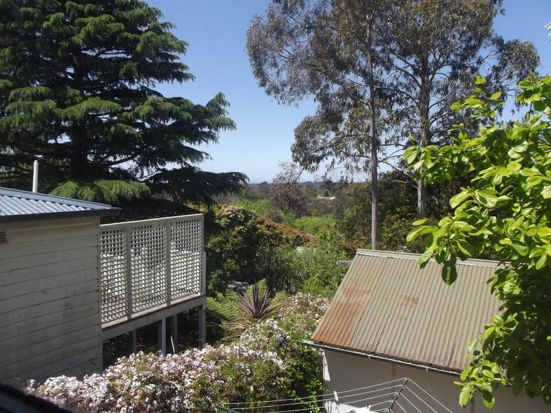 11 Winbourne Road, Hazelbrook NSW 2779