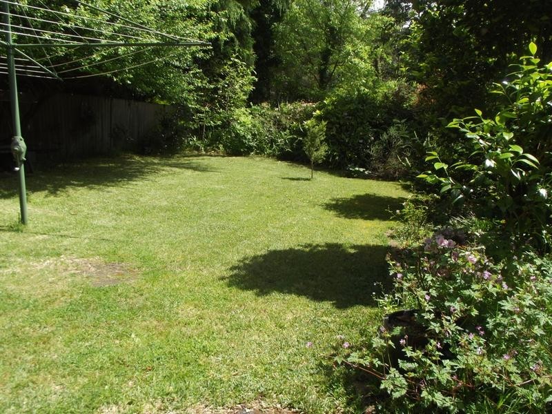 3 De Quency Road, Bullaburra NSW 2784