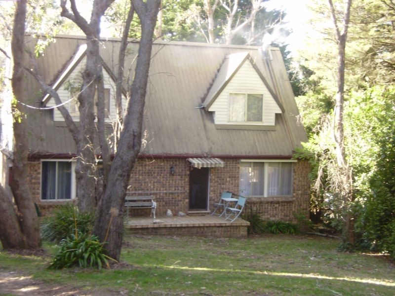 18A Asquith Avenue, Wentworth Falls NSW 2782