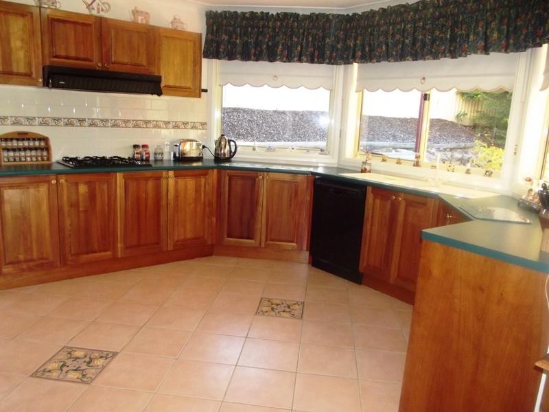 5 Spinebill Lane, Bullaburra NSW 2784