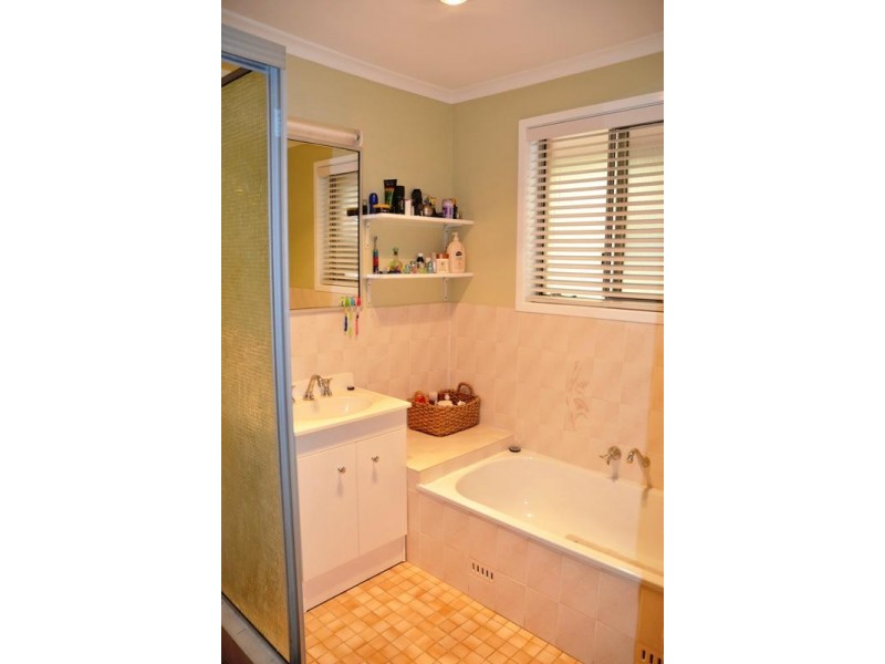 6 Woodland Avenue, Hazelbrook NSW 2779