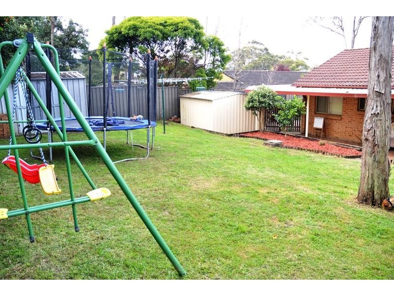 6 Woodland Avenue, Hazelbrook NSW 2779