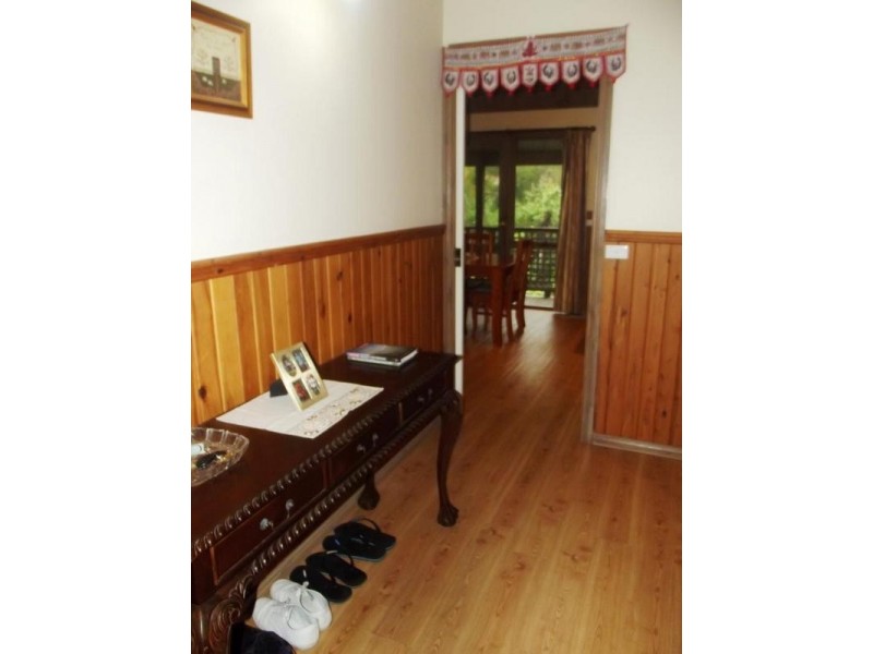 4 Bullaburra Road, Bullaburra NSW 2784