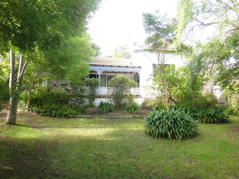 8 WIDEVIEW AVE, Lawson NSW 2783