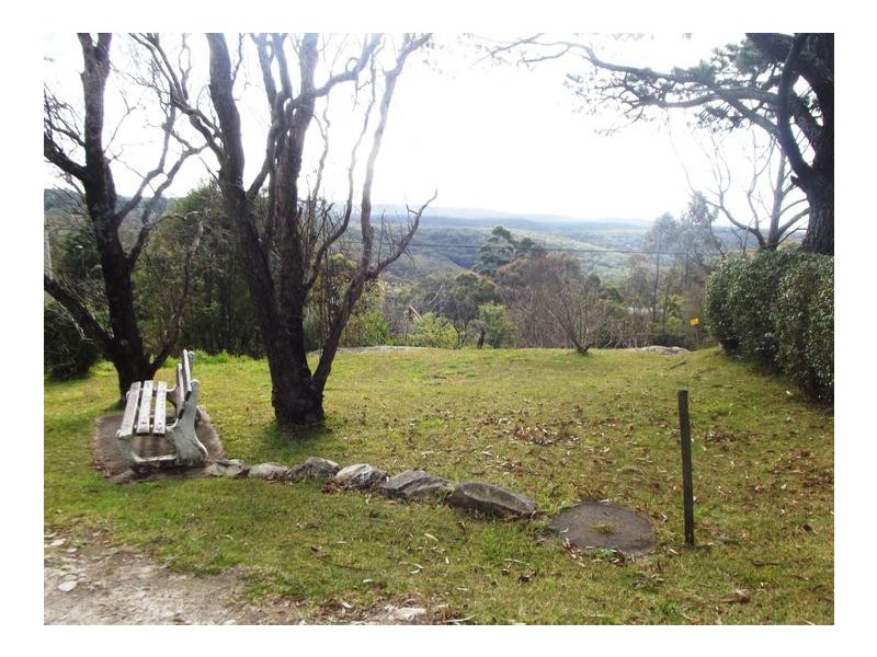 18 Railway Parade, Woodford NSW 2778