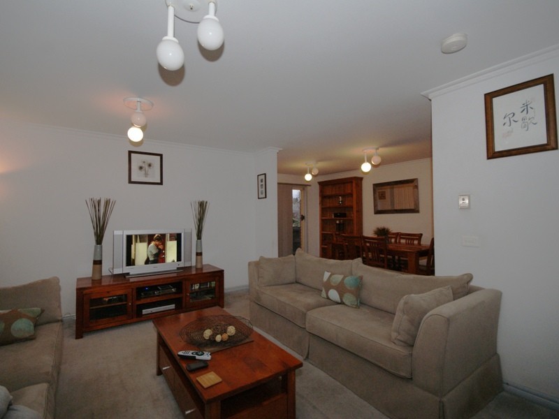 3/3 Hesleden Street, Essendon VIC 3040