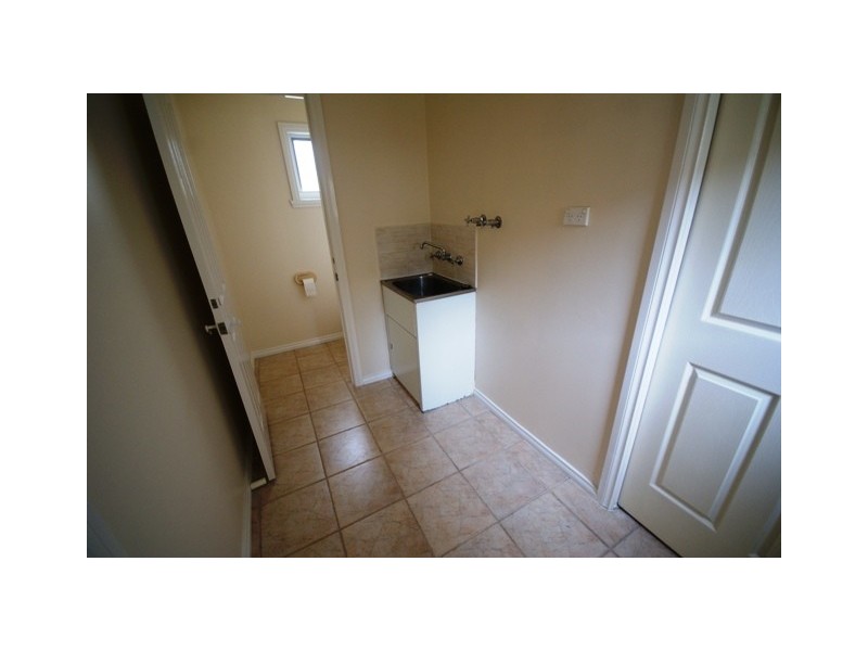 2/247 Keilor Road, Essendon North VIC 3041