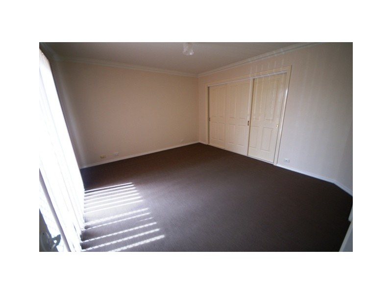 2/247 Keilor Road, Essendon North VIC 3041