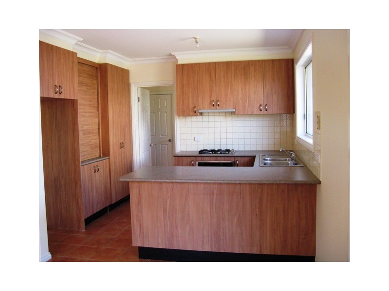 2/1 Bedford Street, Airport West VIC 3042